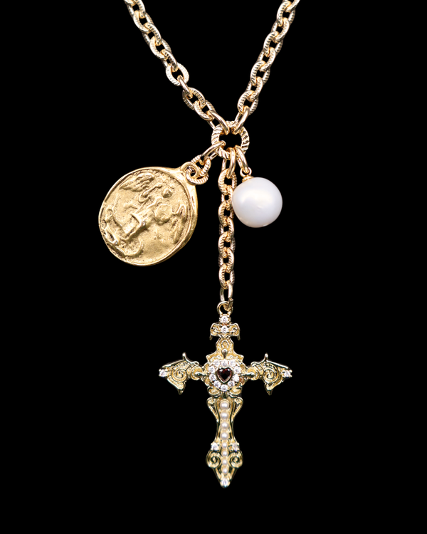 Renaissance Pearl Necklace