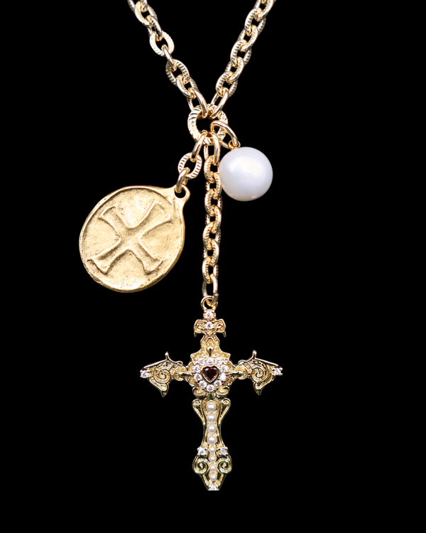 Renaissance Pearl Necklace