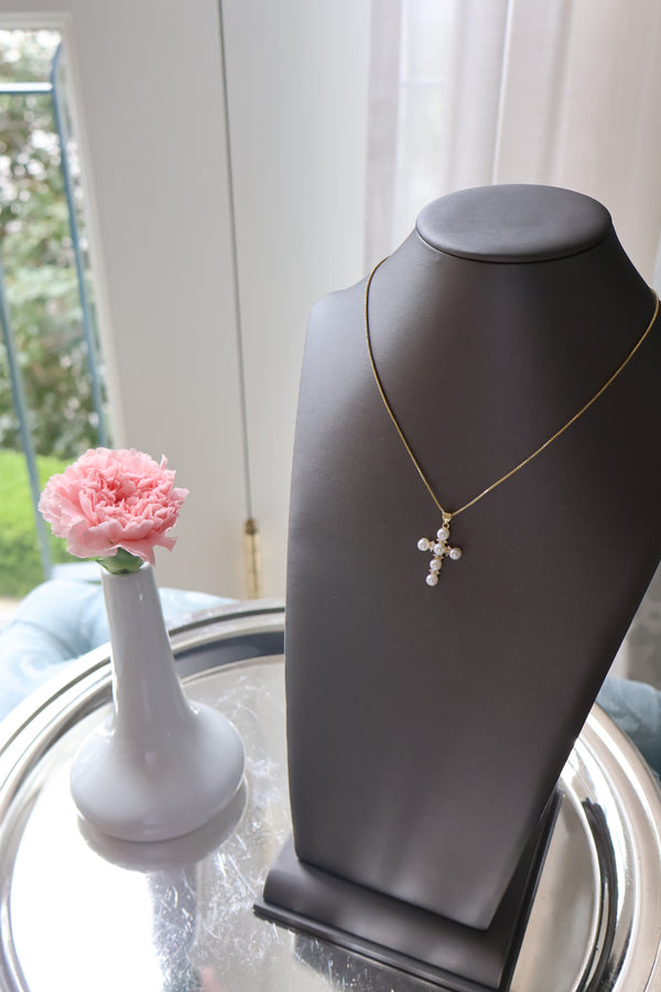 Pearl Cross