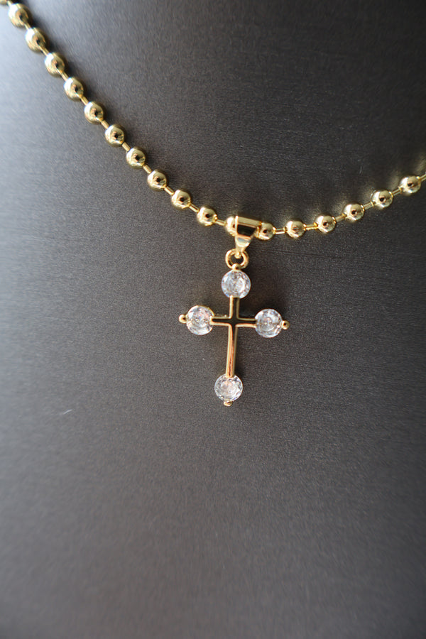 Circle cross neckalce